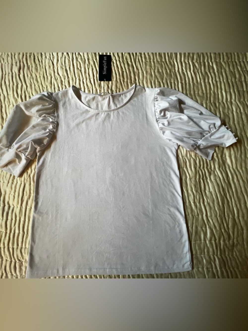 SIMPLE FUN WOMEN’S WHITE PUFF SLEEVE CREWNECK, LOOSE CASUAL TOP MEDIUM. NWT